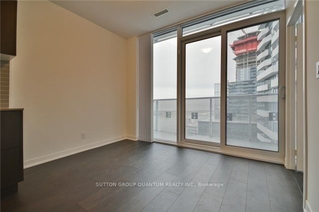 88 Harbour St, unit 5001 for rent