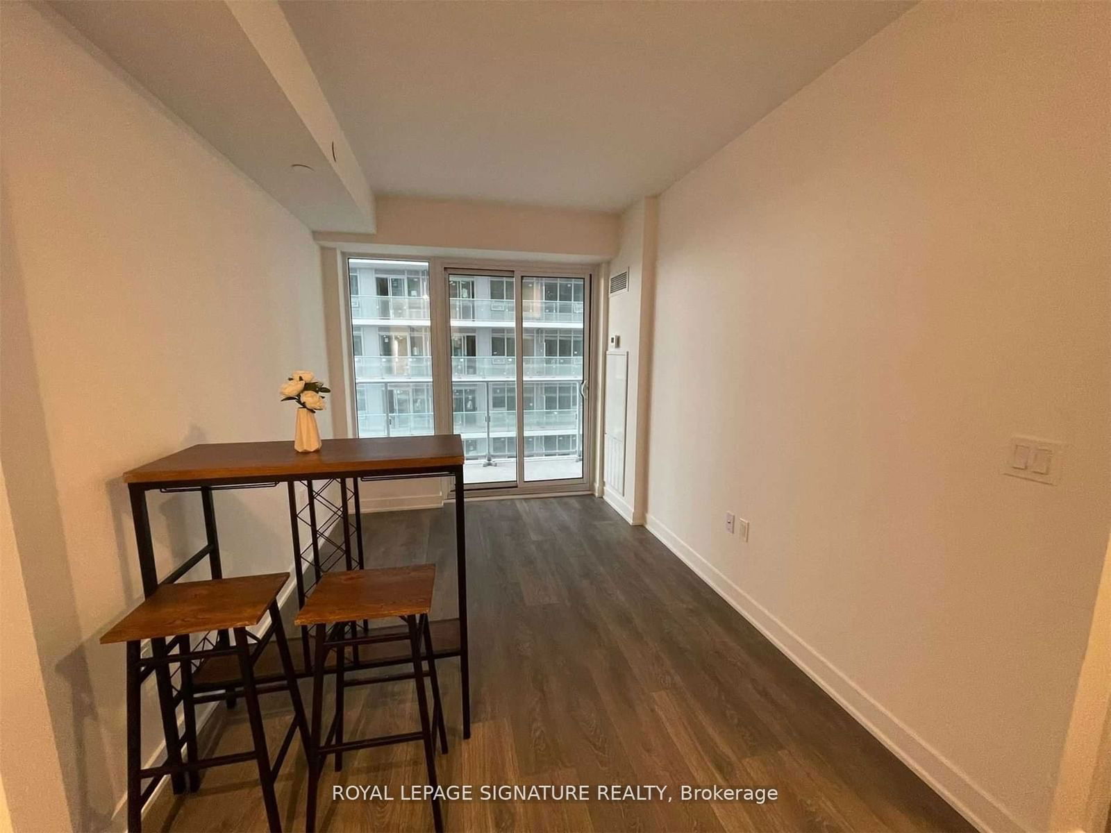 99 Broadway Ave, unit 3607 for rent