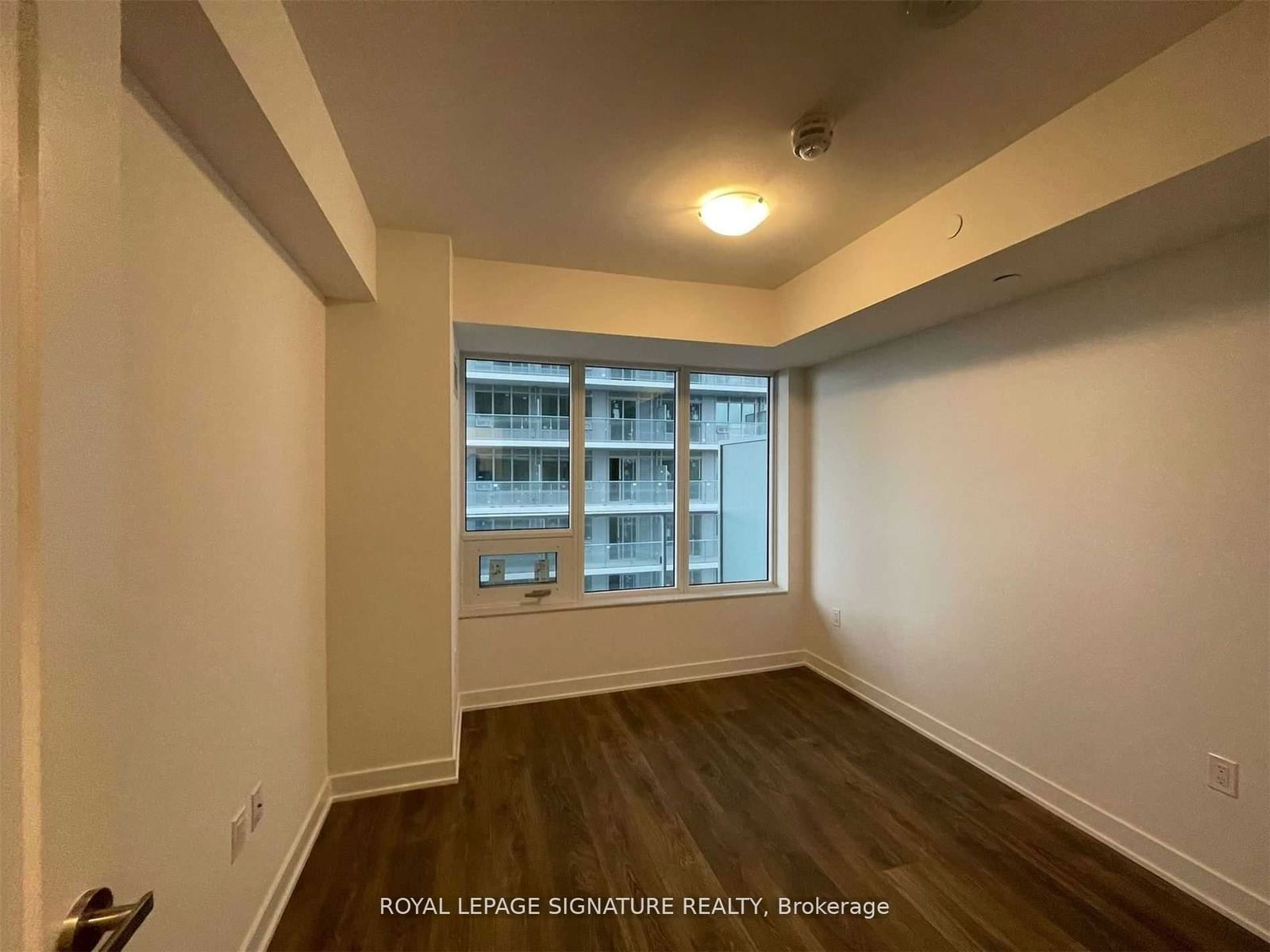 99 Broadway Ave, unit 3607 for rent