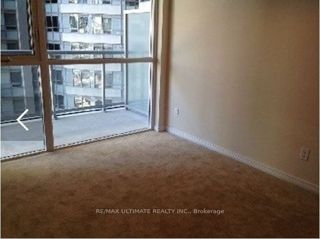 352 Front St W, unit 705 for rent