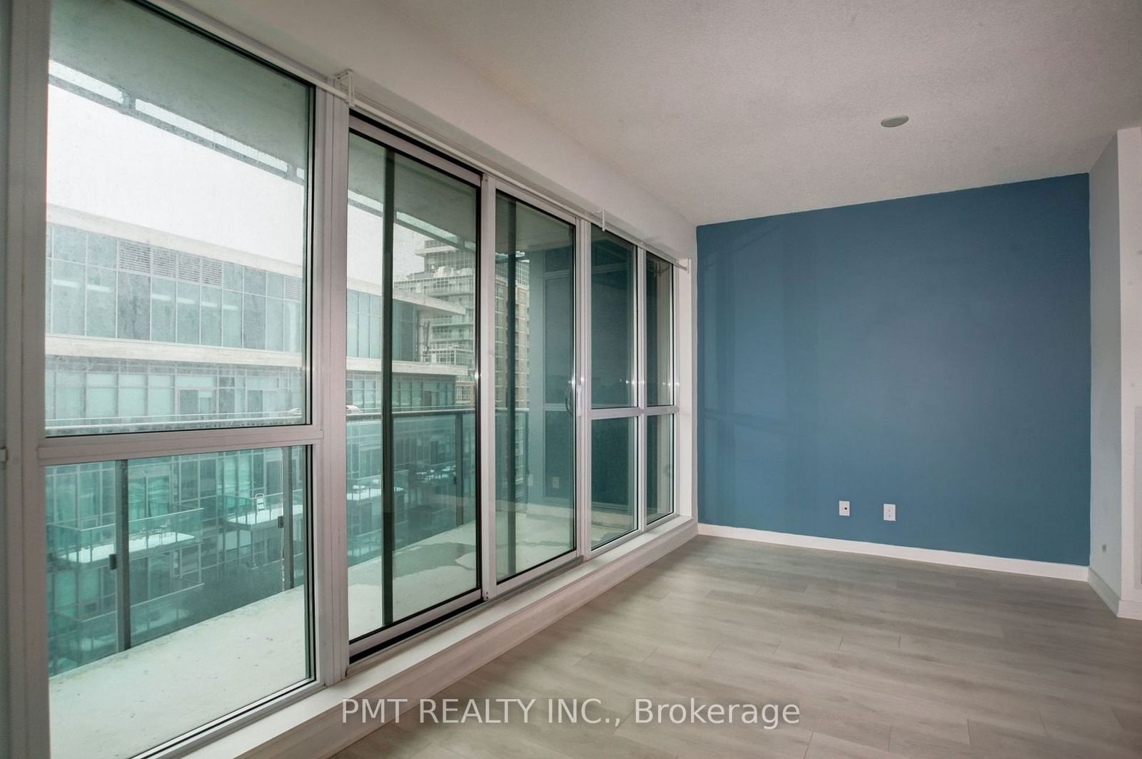 150 East Liberty St, unit 1505 for rent