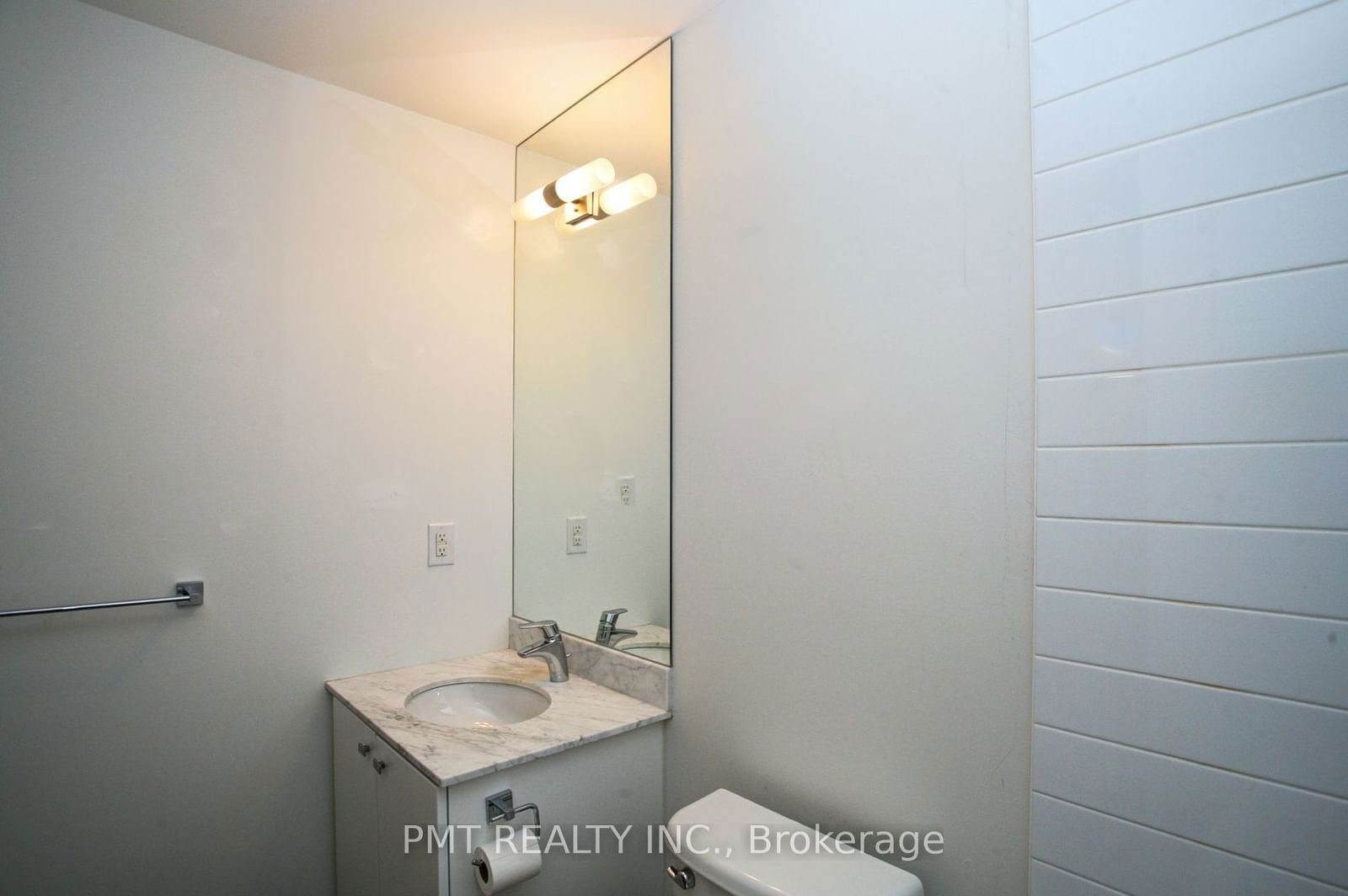 150 East Liberty St, unit 1505 for rent