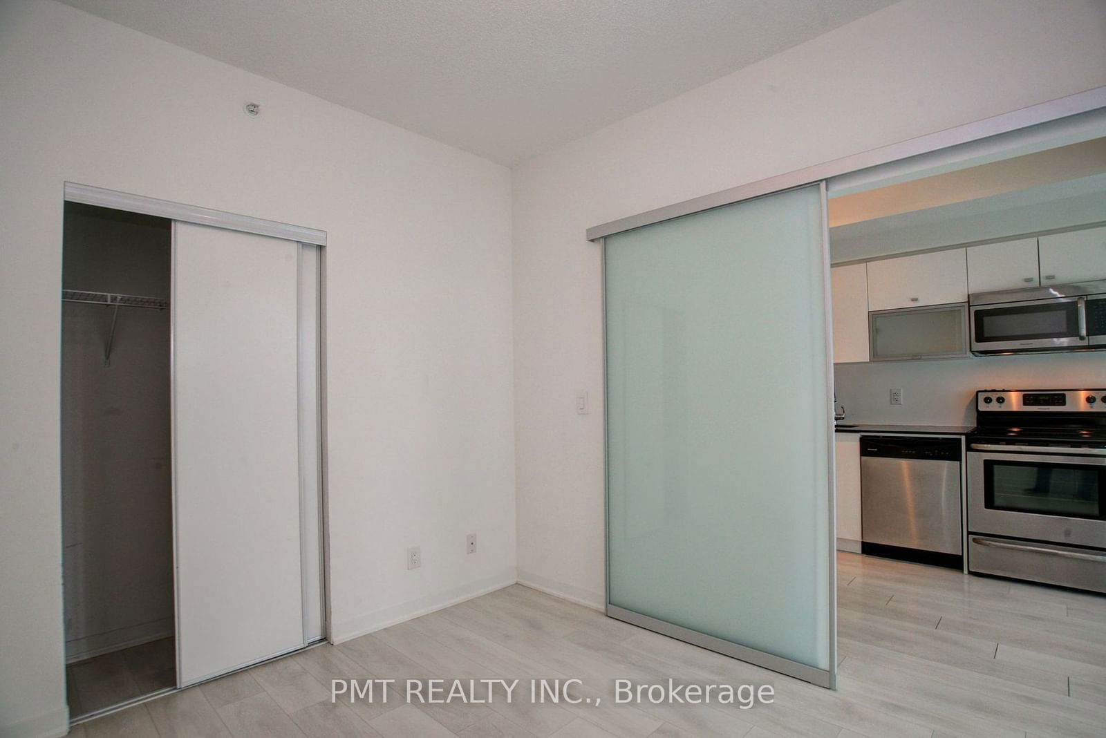 150 East Liberty St, unit 1505 for rent