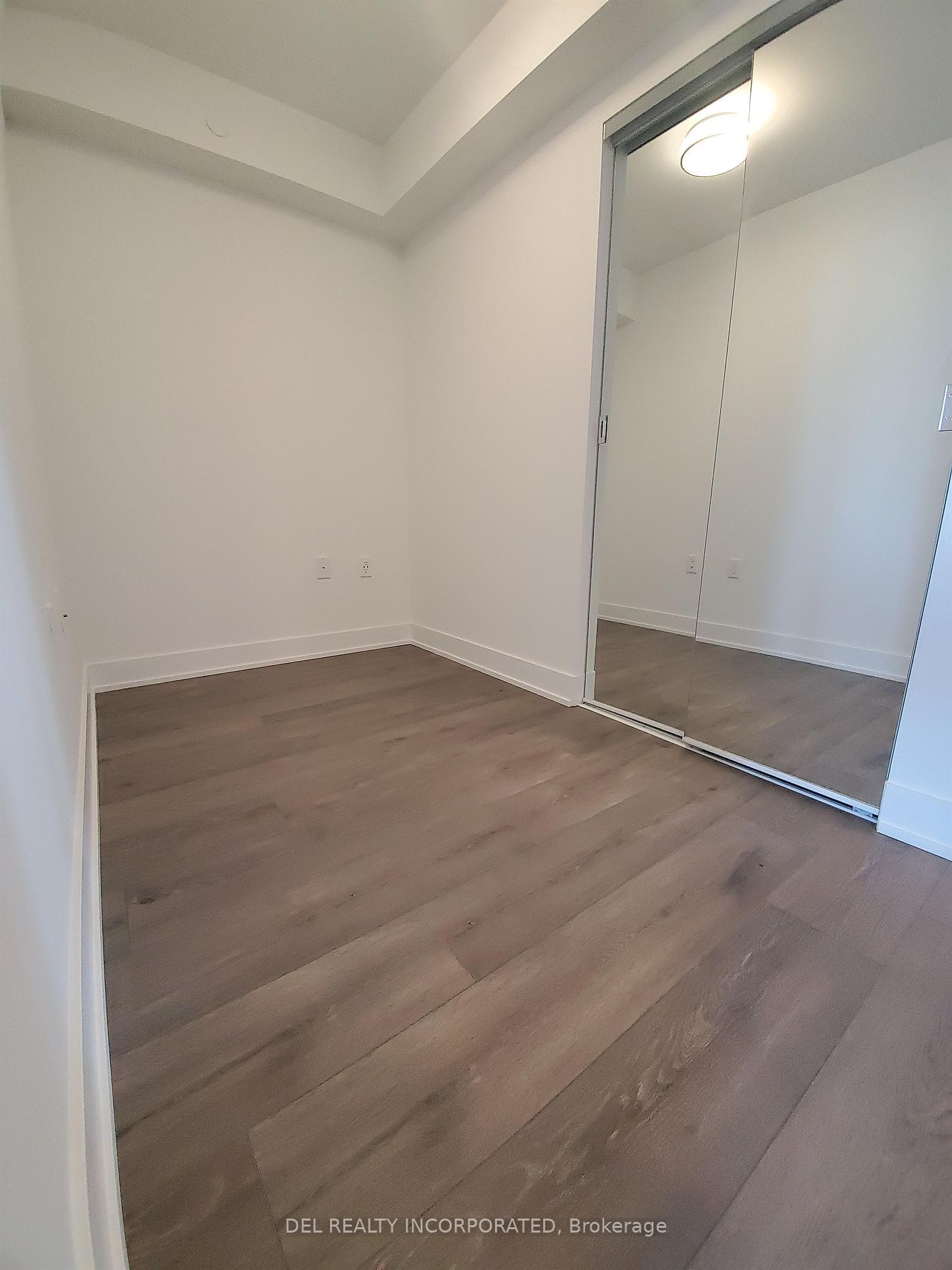 575 BLOOR St E, unit 1305 for rent