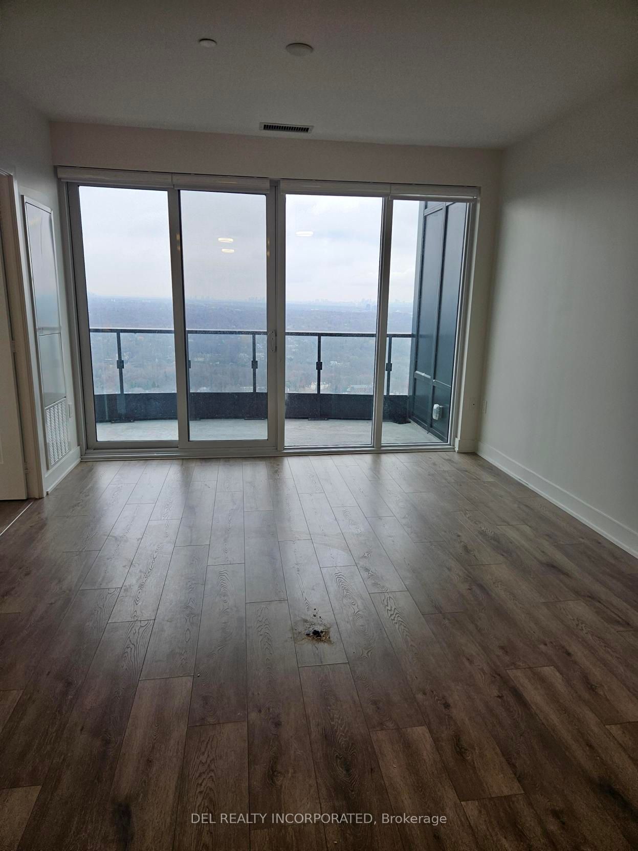 585 Bloor St E, unit 3623 for rent