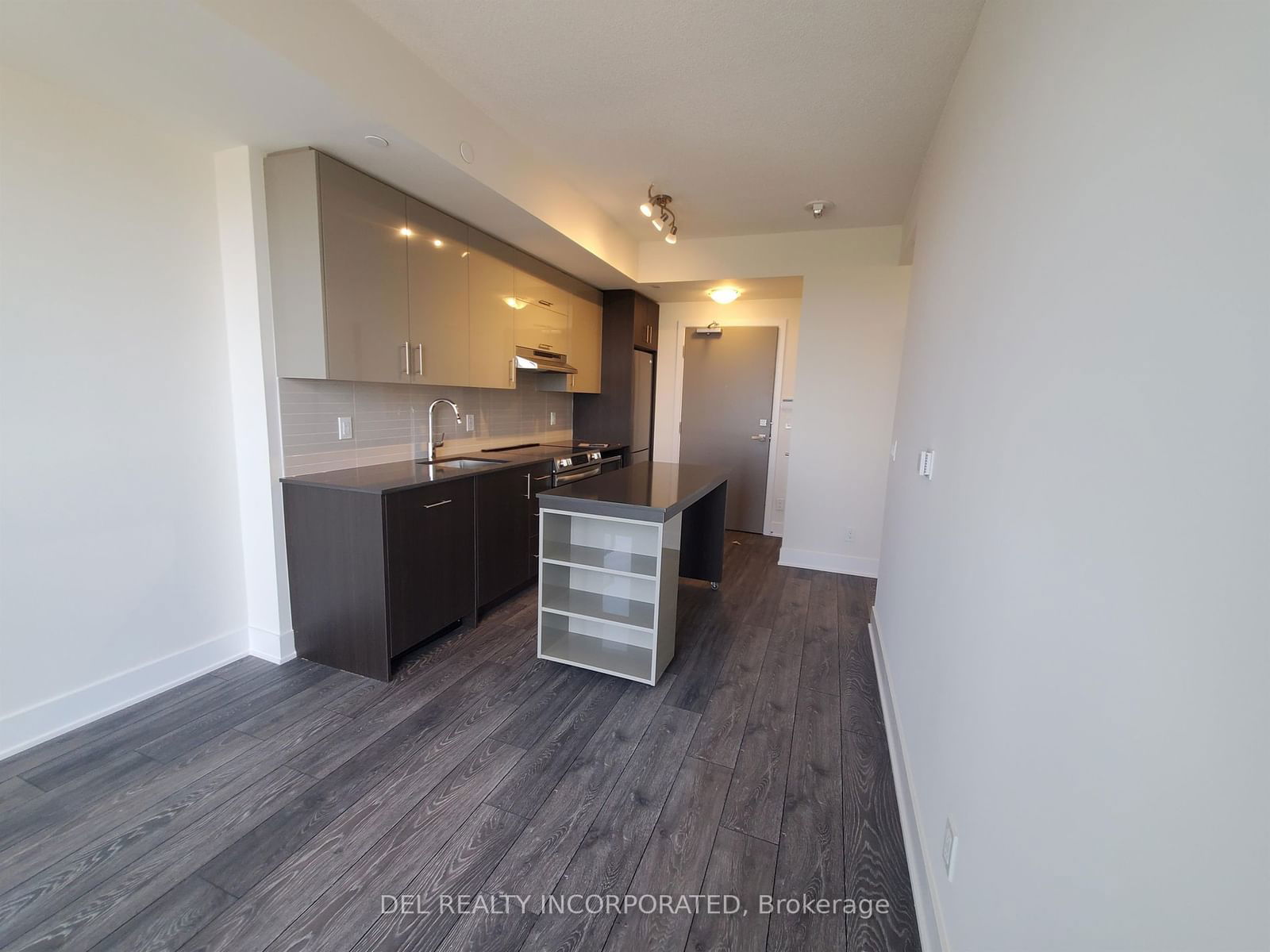 188 Fairview Mall Dr, unit 1608 for rent