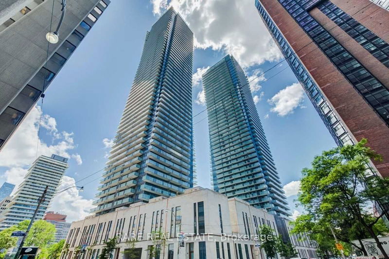 1080 Bay St, unit 3709 for rent