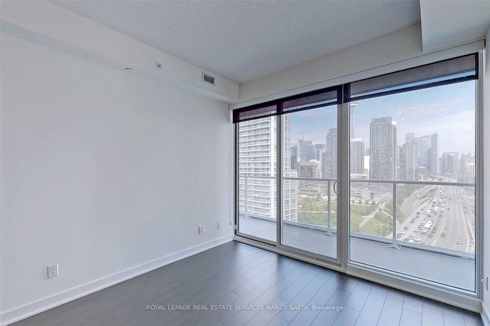 17 Bathurst St, unit 4611 for rent