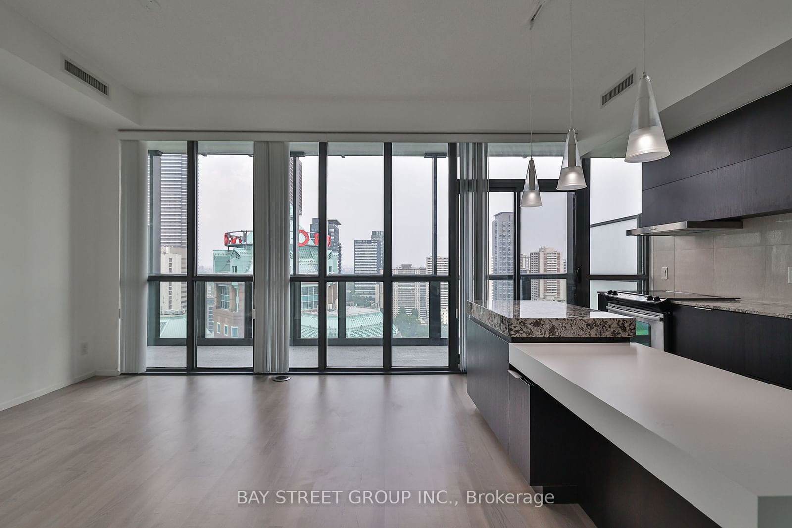 101 Charles St E, unit 2211 for rent