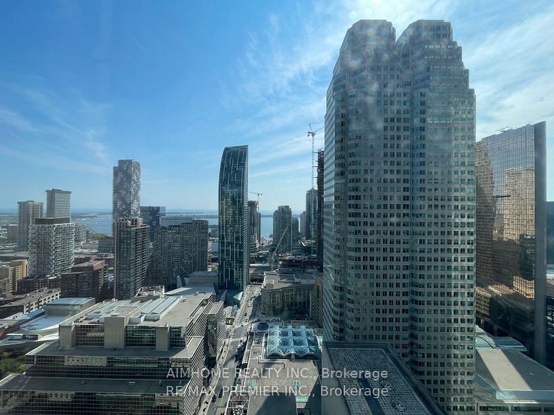 1 King St W, unit 2107 for rent