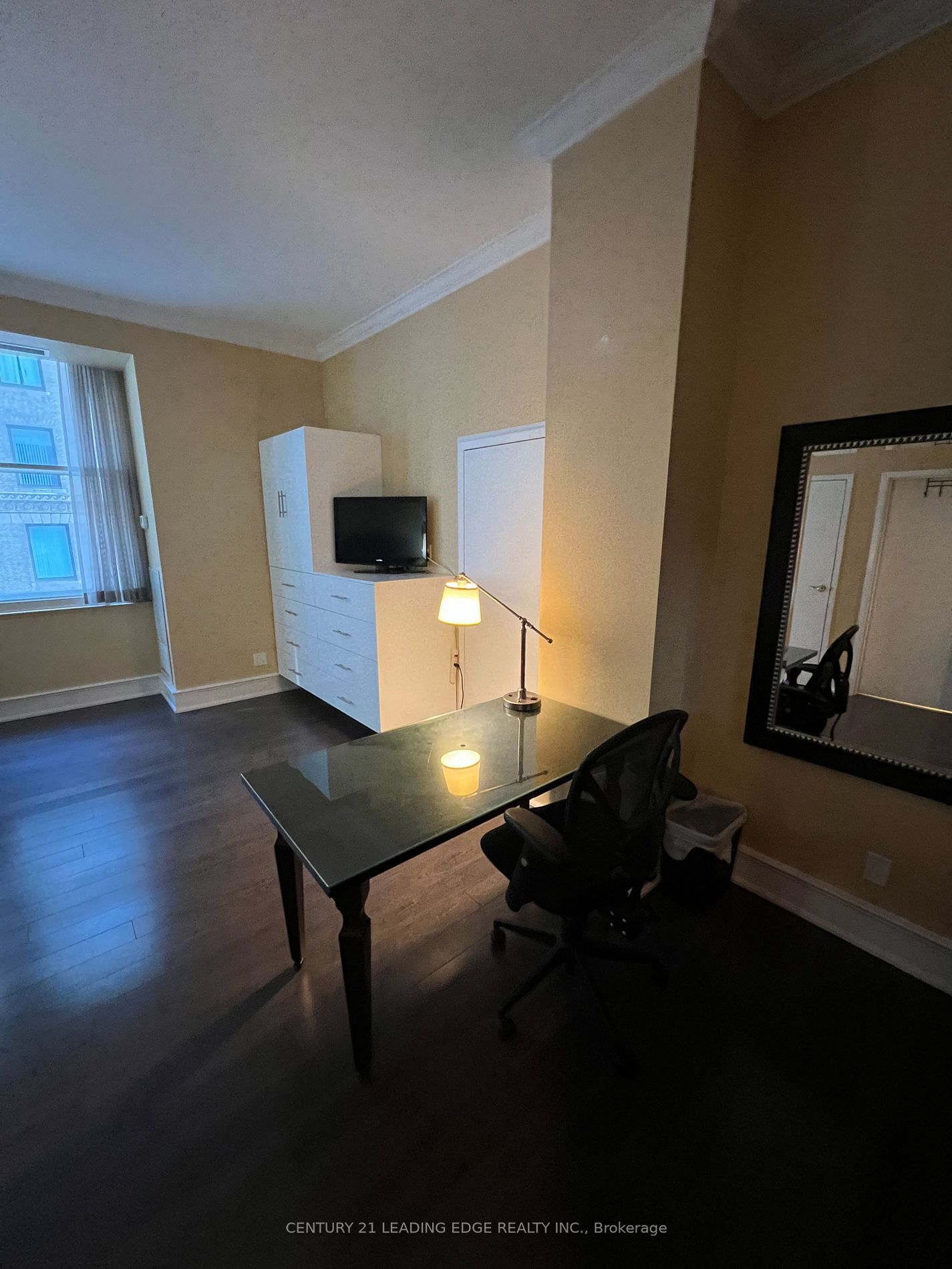 1 KING St W, unit 1013 for rent