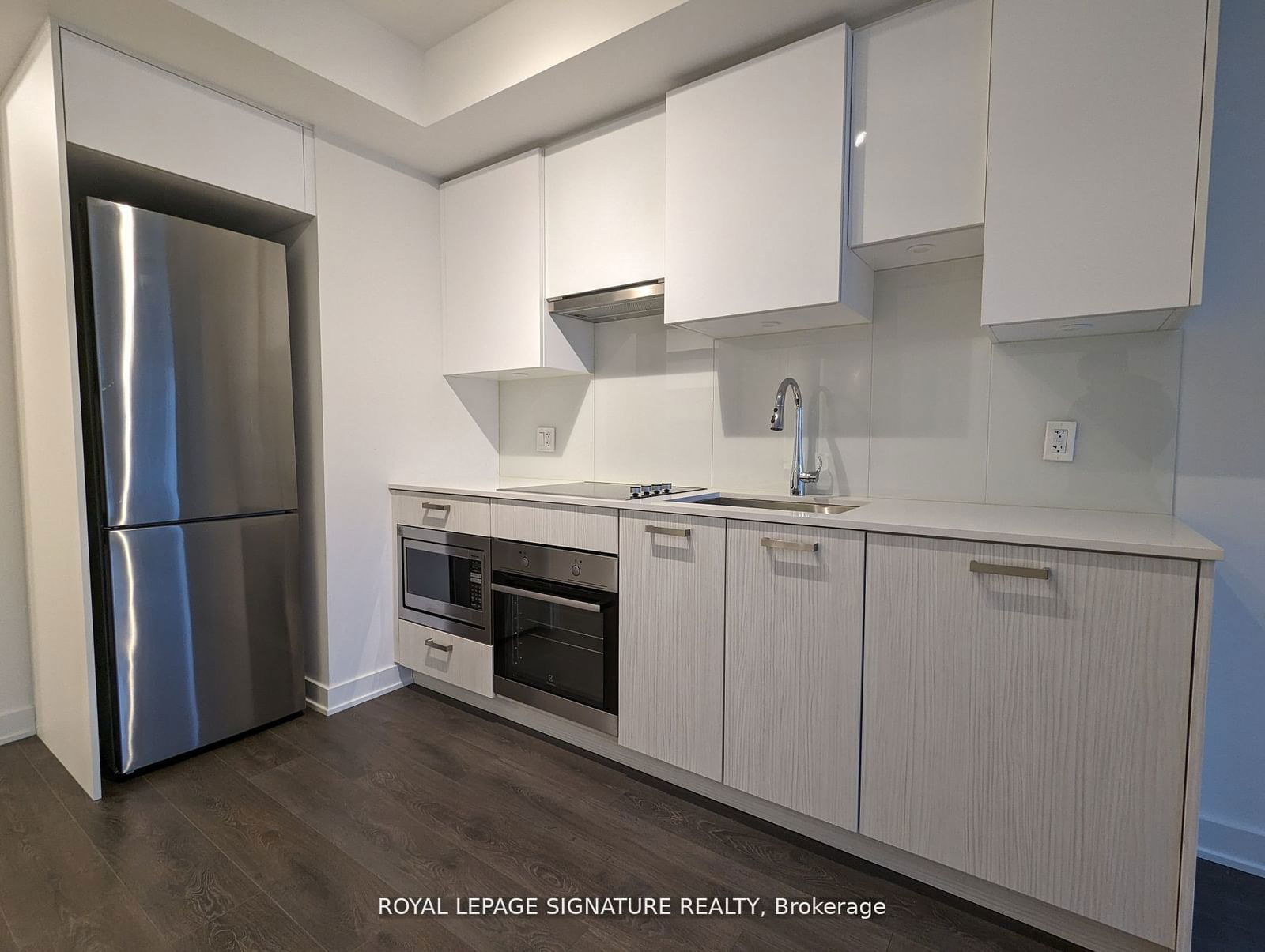 195 Redpath Ave, unit 2511 for rent