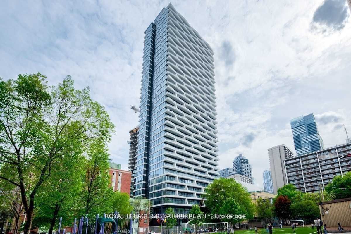 85 Wood St, unit 3911 for rent