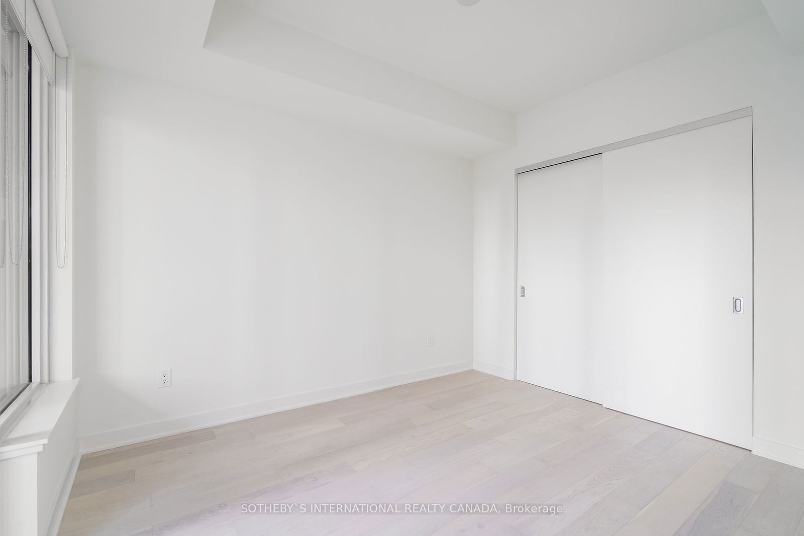 11 Yorkville Ave, unit 1311 for rent