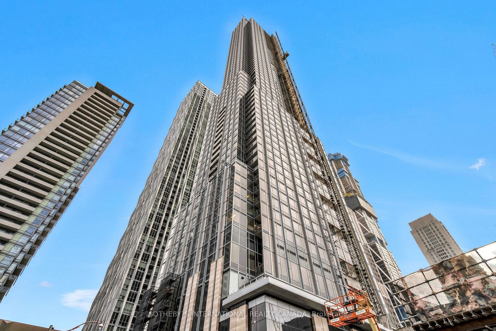 11 Yorkville Ave, unit 1311 for rent