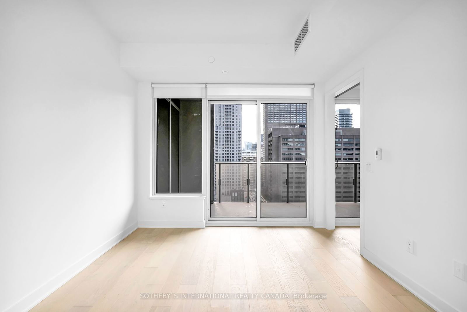 11 Yorkville Ave, unit 1311 for rent