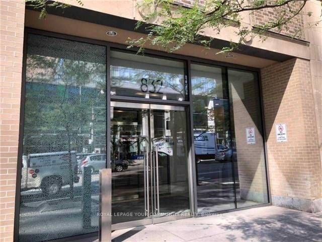 832 Bay St, unit 4103 for rent