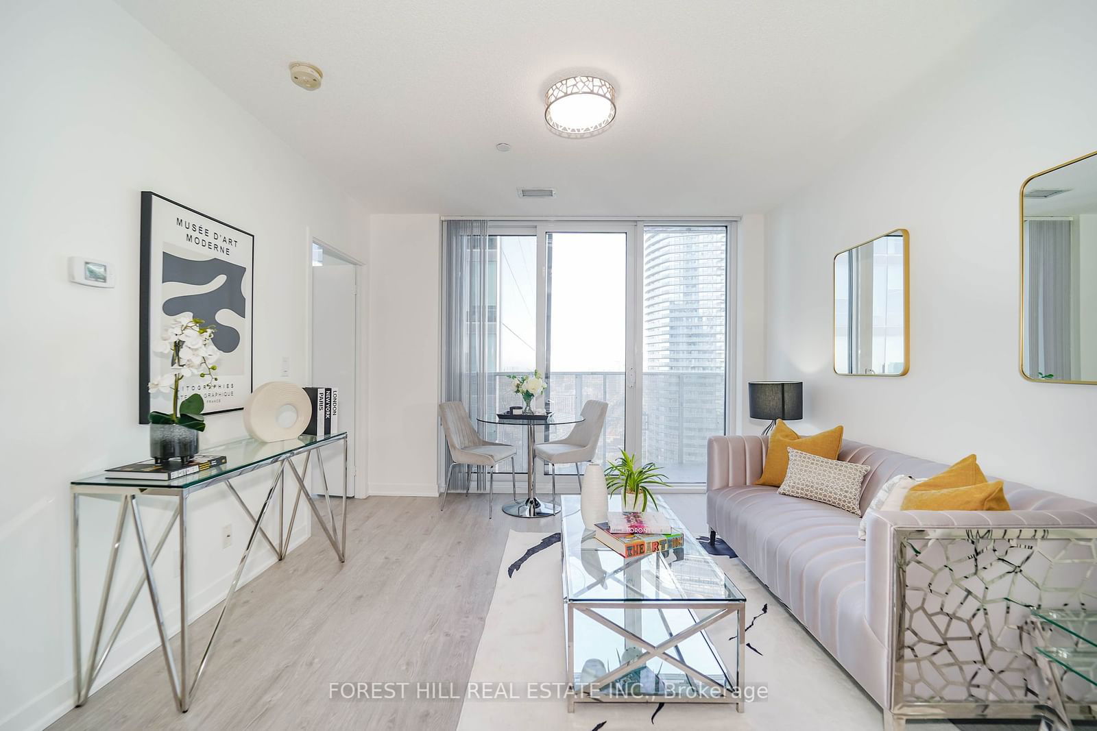 100 Harbour St, unit 3901 for sale