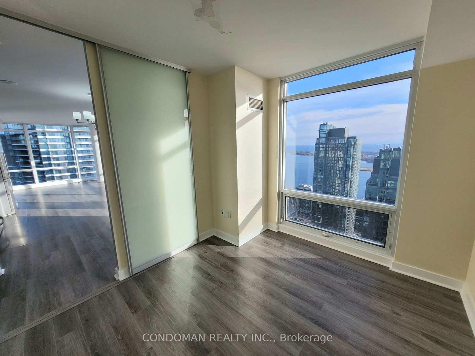 25 Telegram Mews, unit 5206 for rent