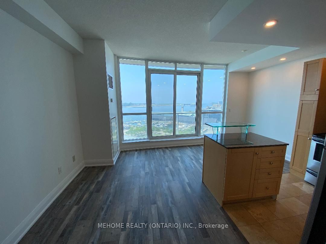 218 Queens Quay W, unit 1409 for rent