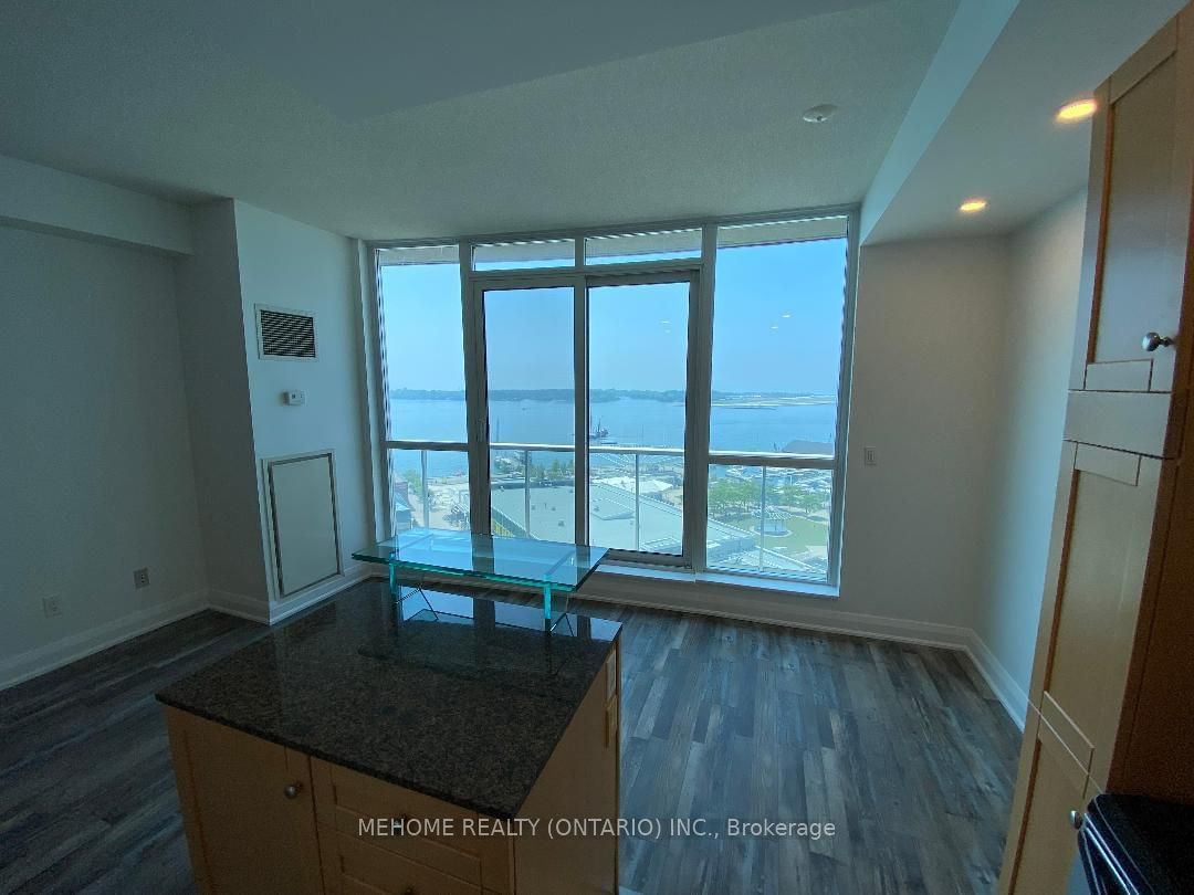 218 Queens Quay W, unit 1409 for rent