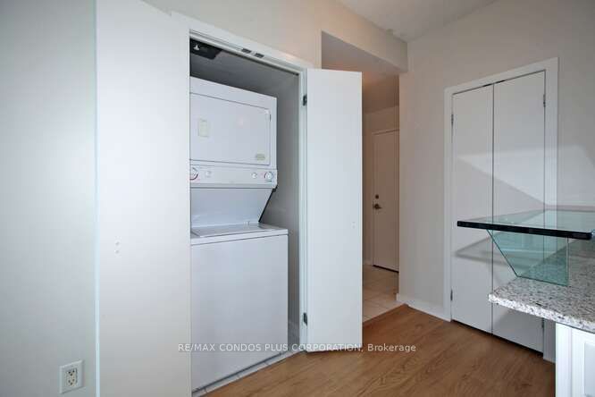 208 Queens Quay W, unit 2701 for rent