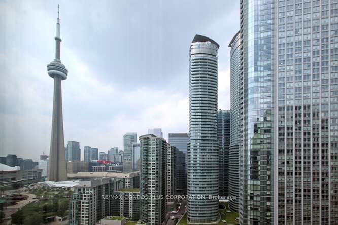 208 Queens Quay W, unit 2701 for rent