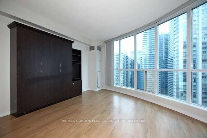 208 Queens Quay W, unit 2701 for rent