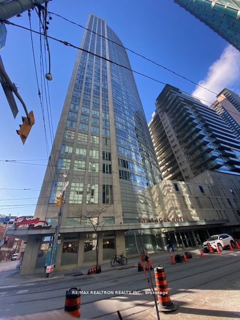 210 Victoria St, unit 3503 for rent