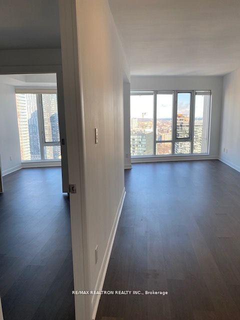 210 Victoria St, unit 3503 for rent