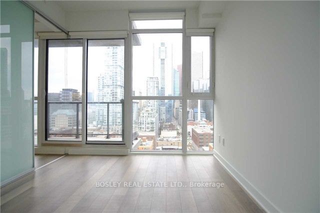 290 Adelaide St W, unit 1709 for rent