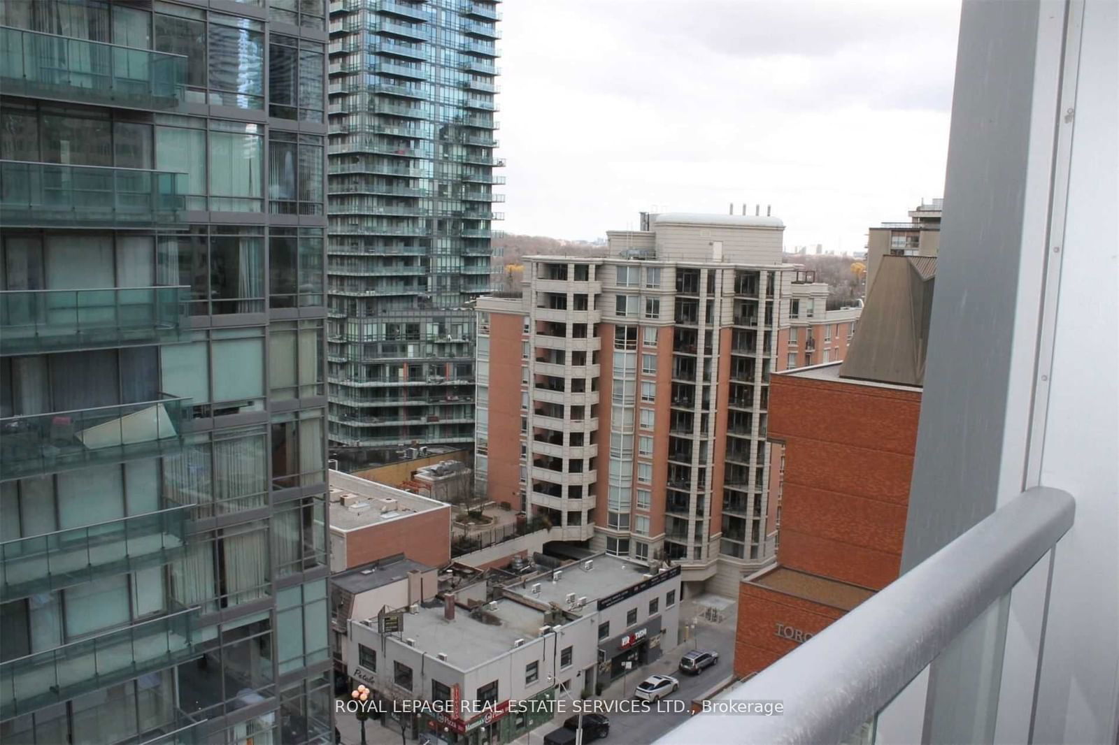 1 Yorkville Ave, unit 1007 for rent