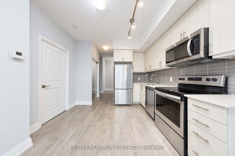 591 Sheppard Ave E, unit 812 for rent