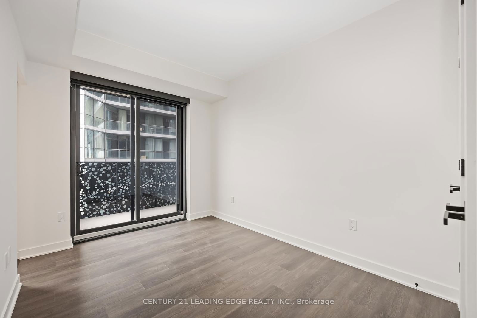 55 CHARLES St E, unit 3806 for rent