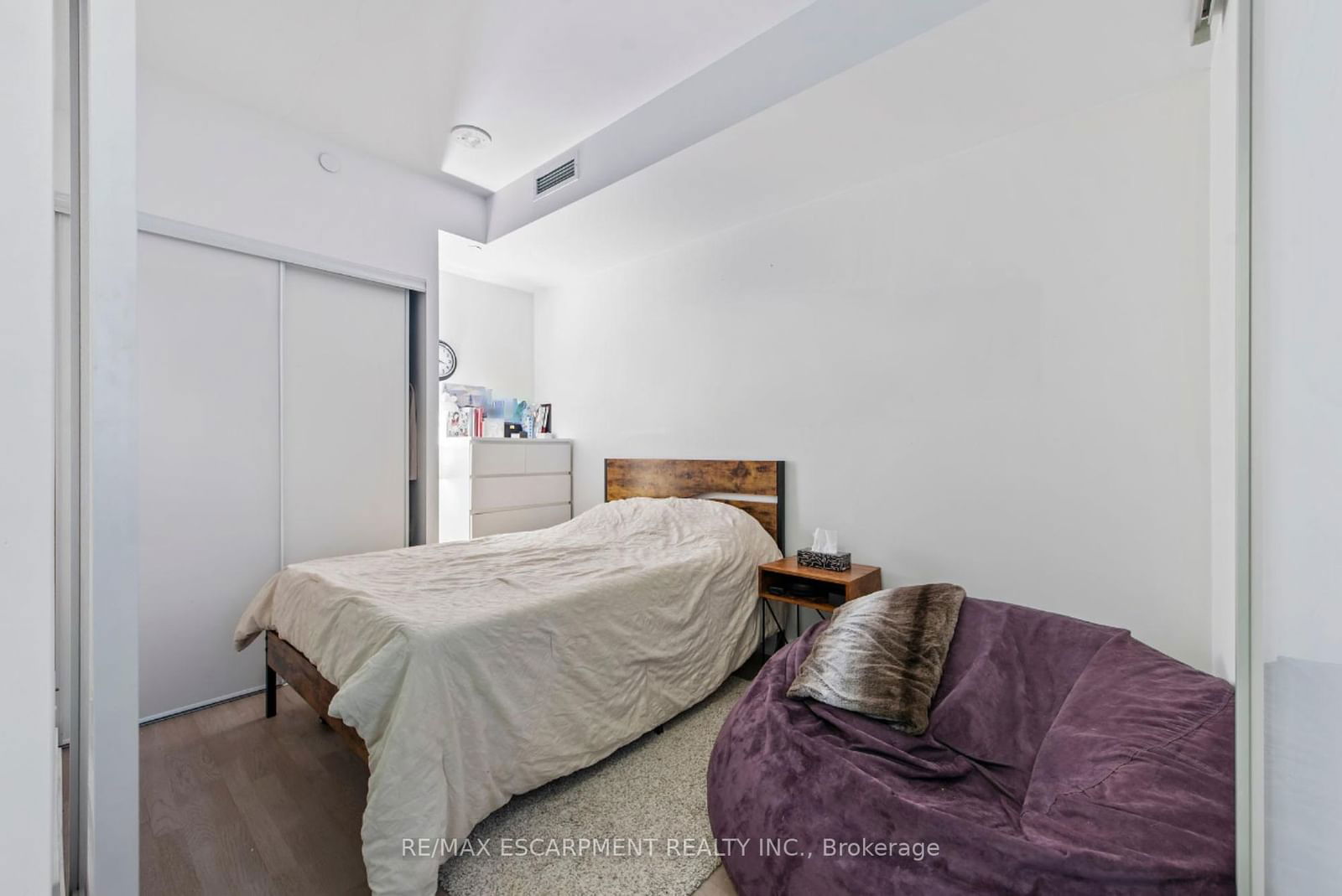 57 St Joseph St, unit 206 for sale