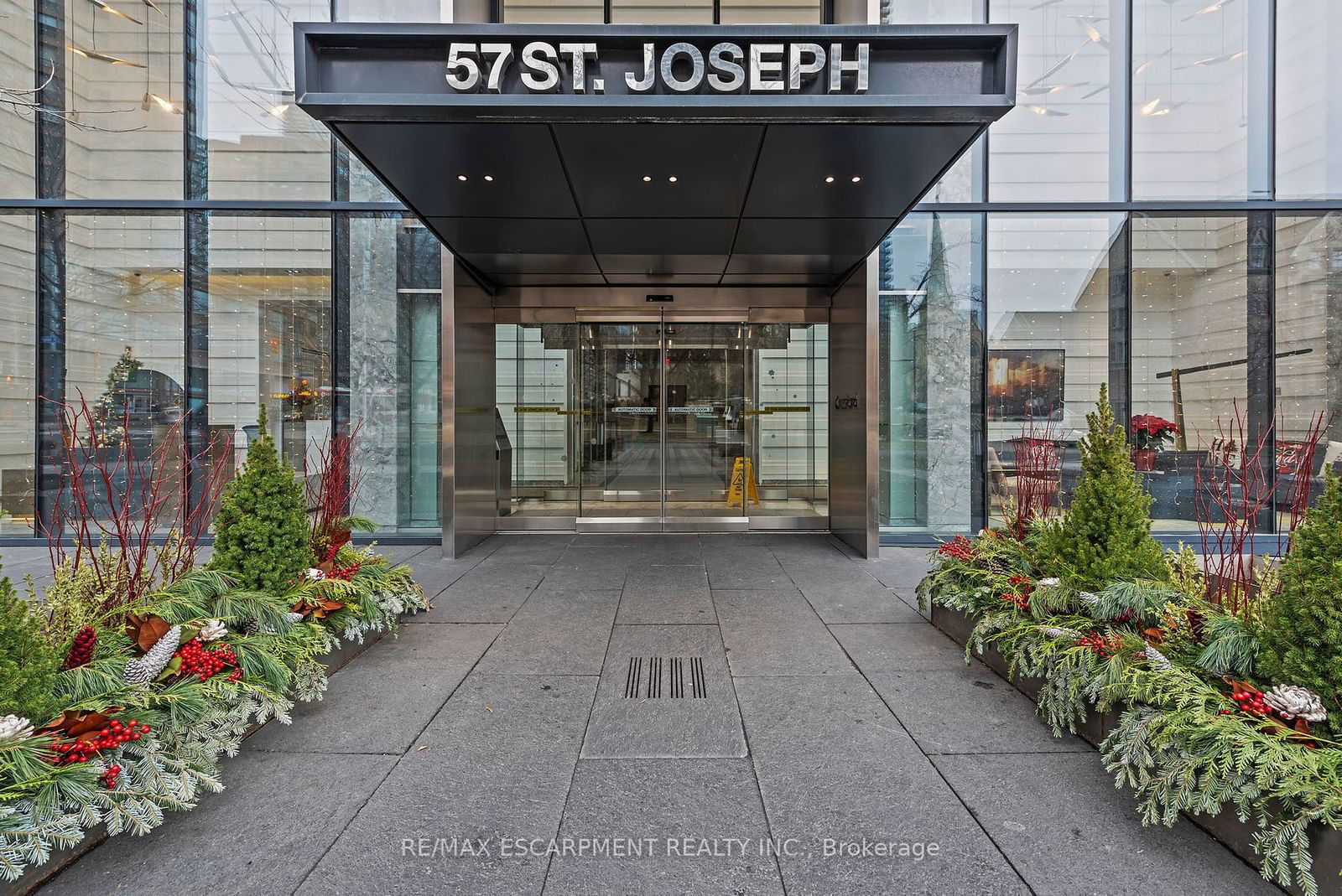 57 St Joseph St, unit 206 for sale