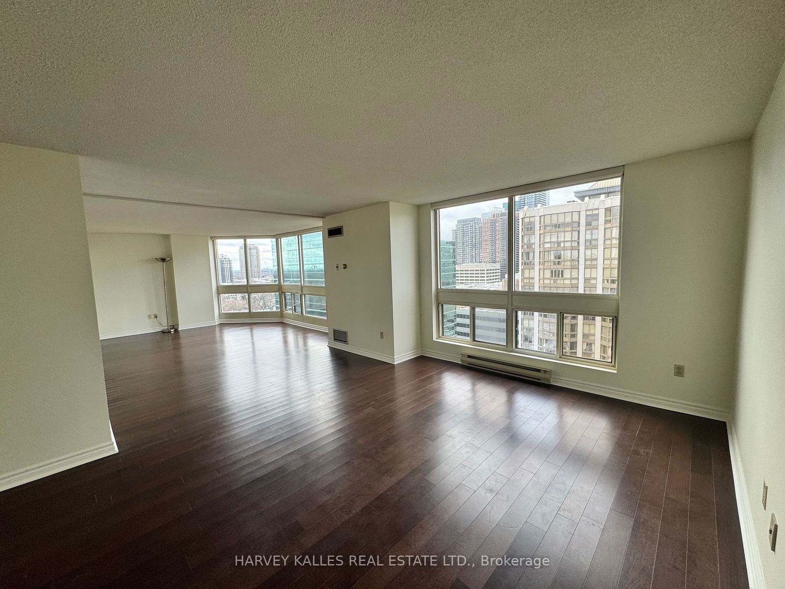 5 Kenneth Ave, unit 1706 for sale