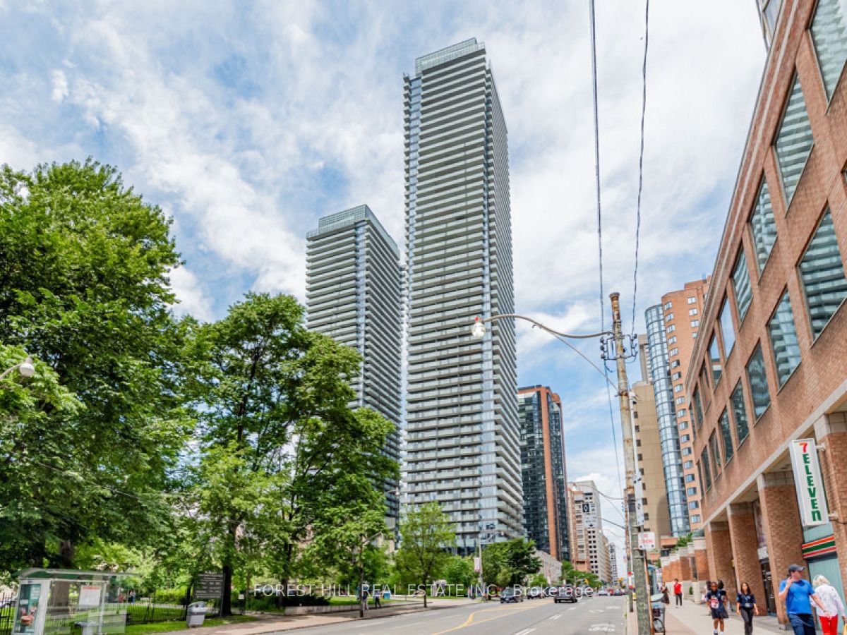 1080 Bay St, unit 505 for sale