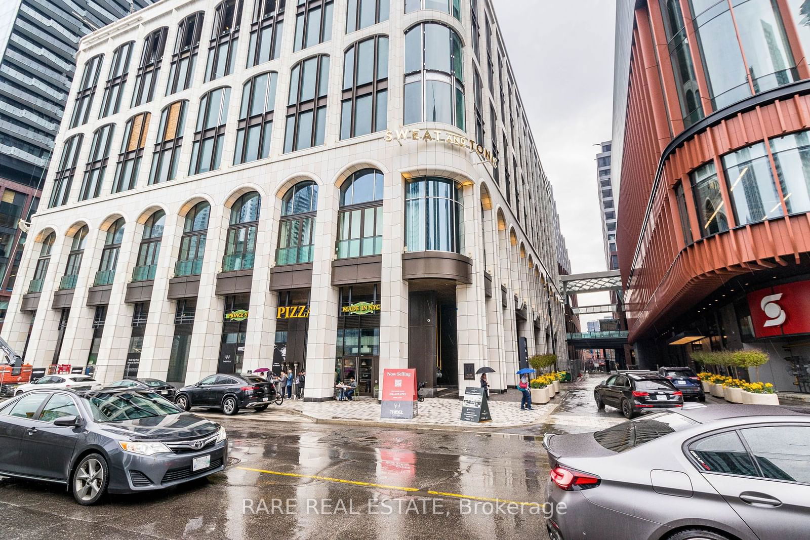 470 Front St W, unit PH10 for rent