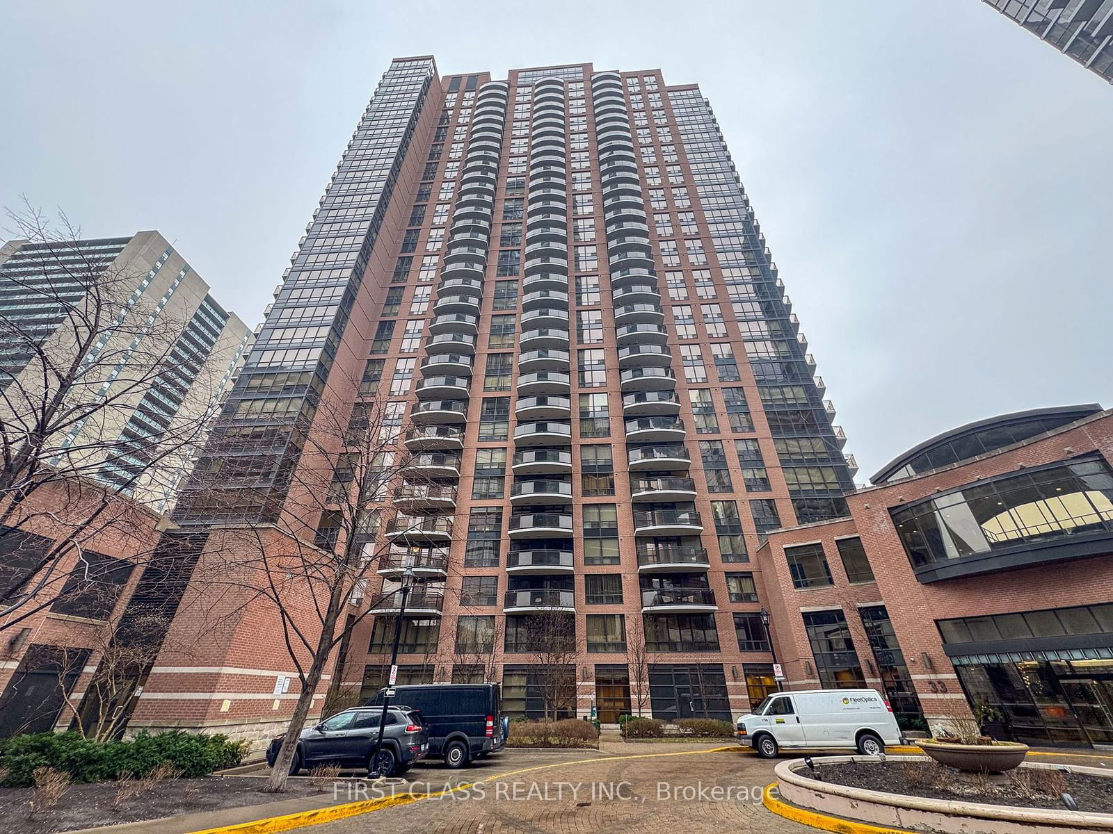 33 Sheppard Ave E, unit 1809 for rent