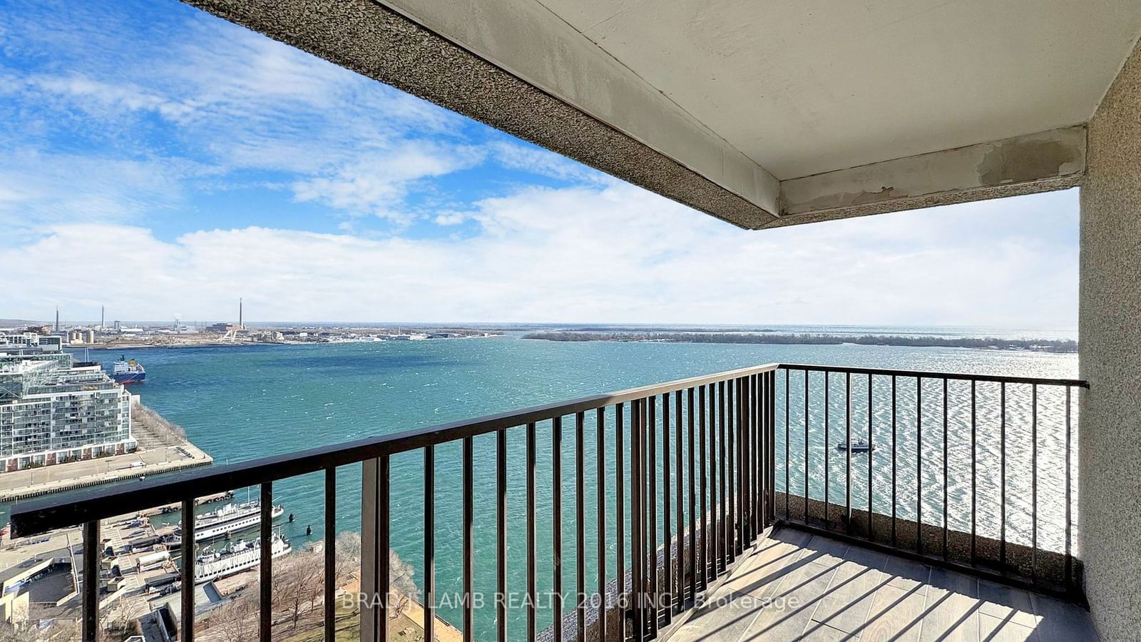 65 Harbour Sq, unit 2902 for rent