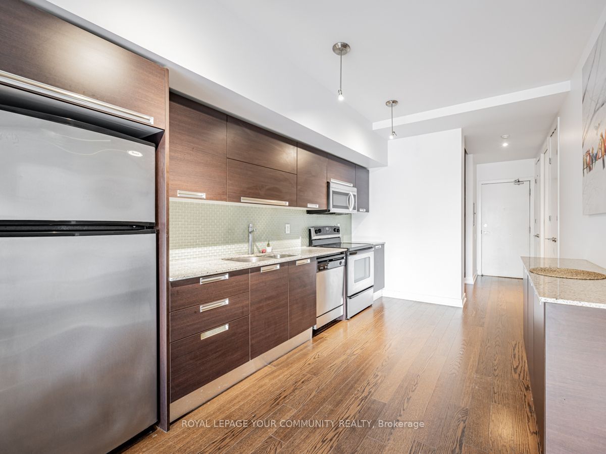 20 Stewart St, unit 607 for rent