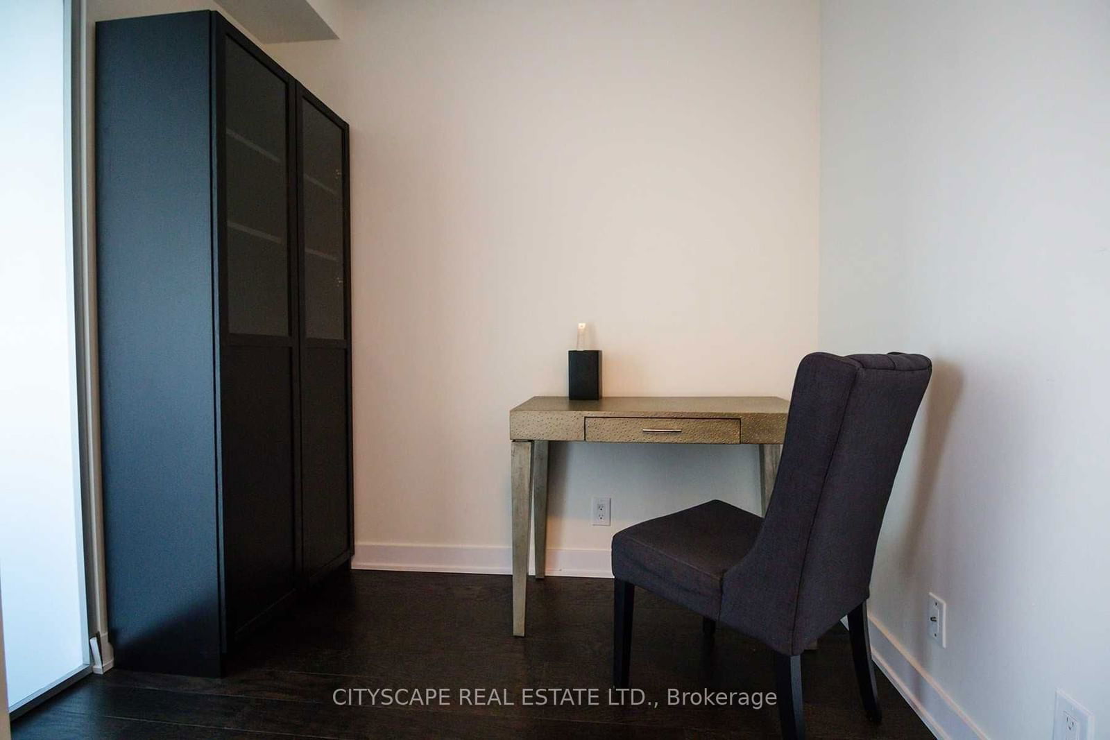 1815 Yonge St, unit 1904 for rent