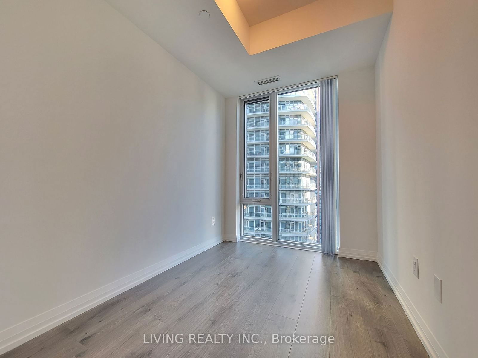 8 Widmer St, unit 2809 for rent