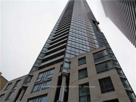 45 Charles St E, unit 3212 for rent