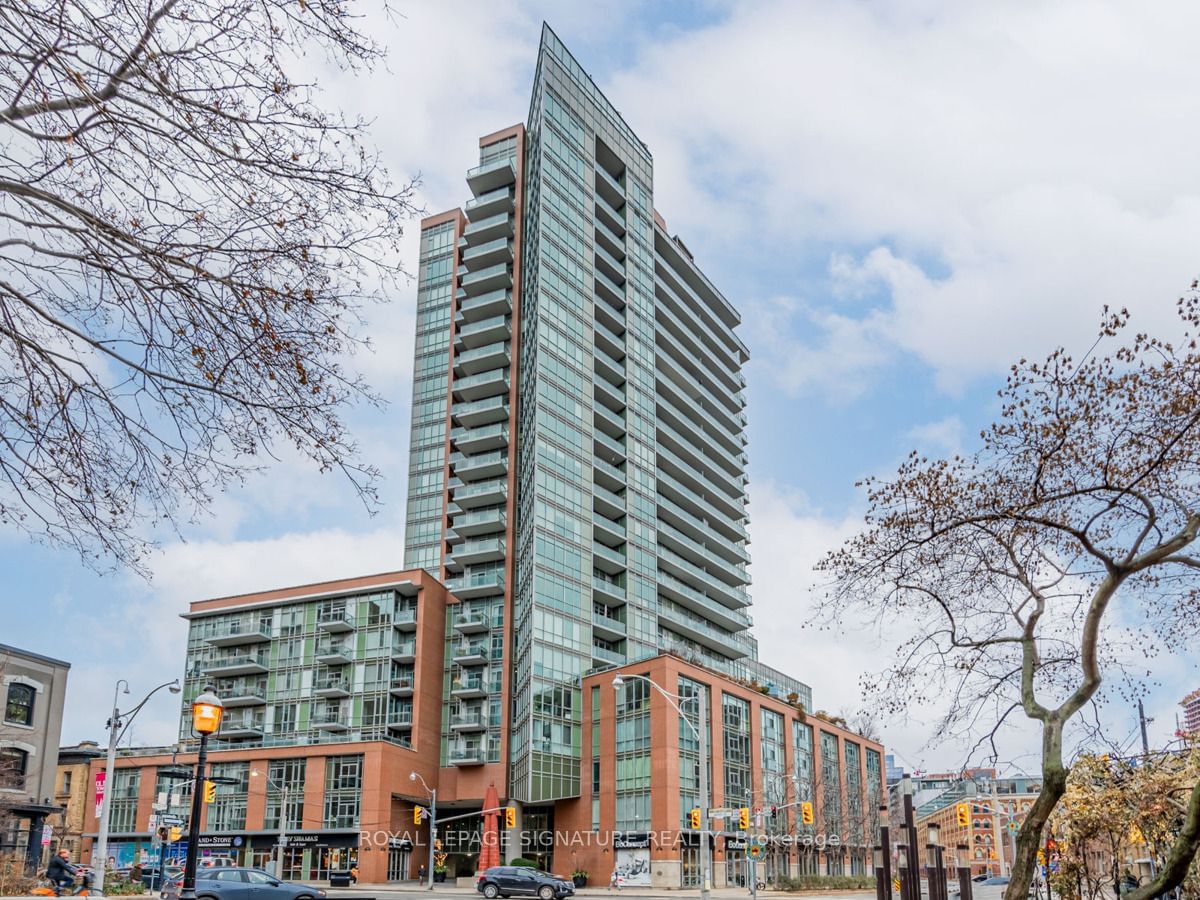 112 George St, unit 813s for sale