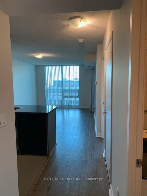 12 Yonge St, unit 803 for rent