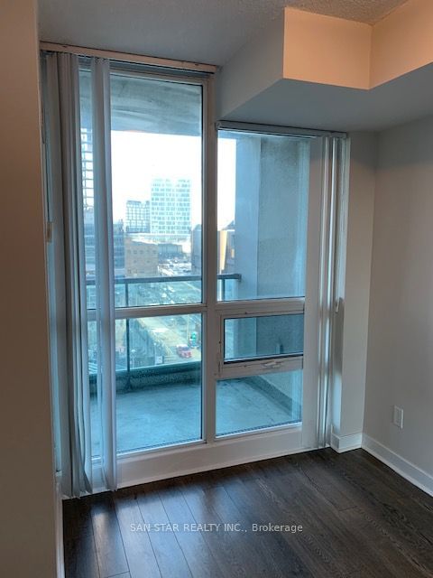 12 Yonge St, unit 803 for rent