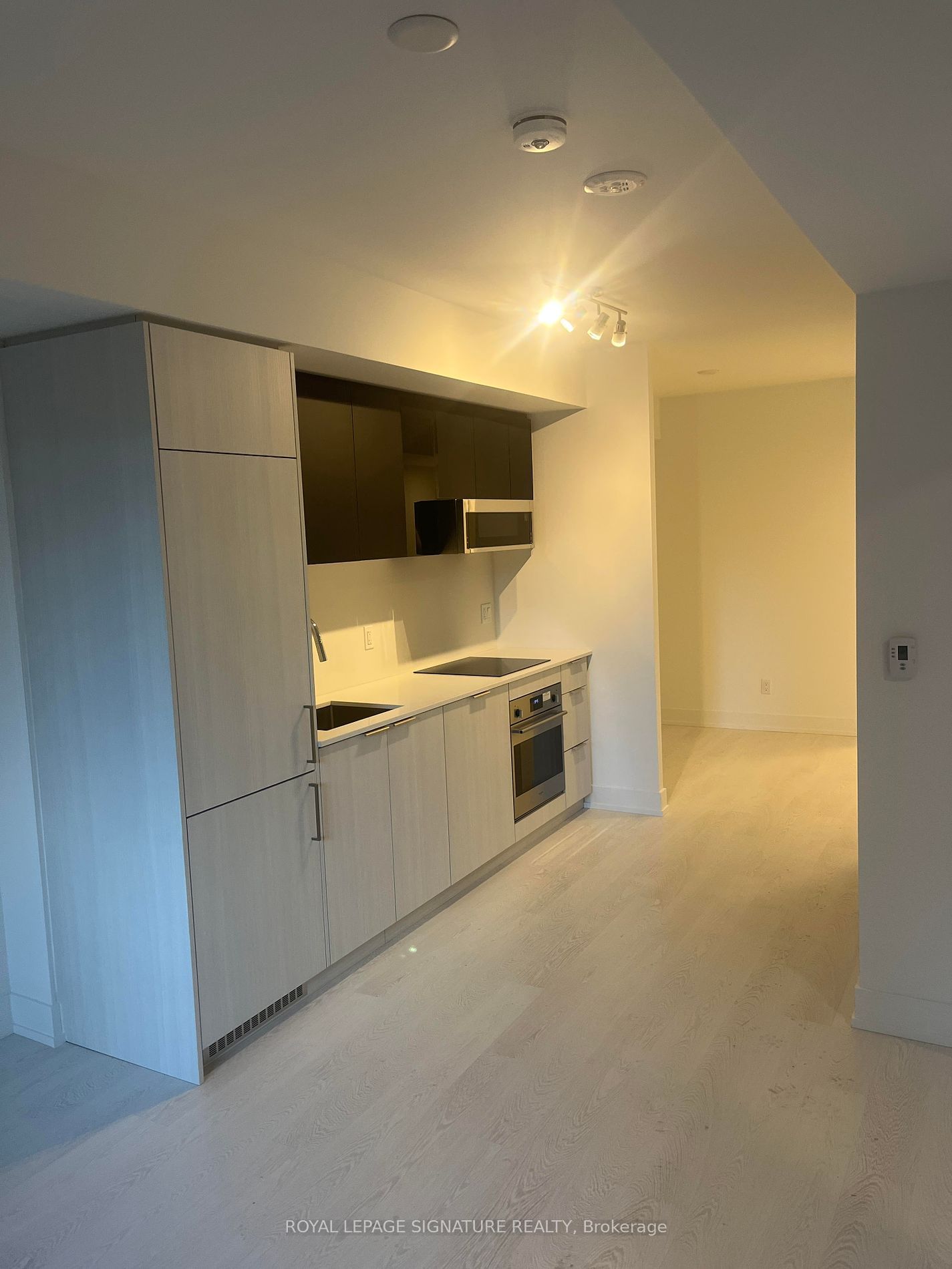 308 Jarvis St, unit 306 for rent