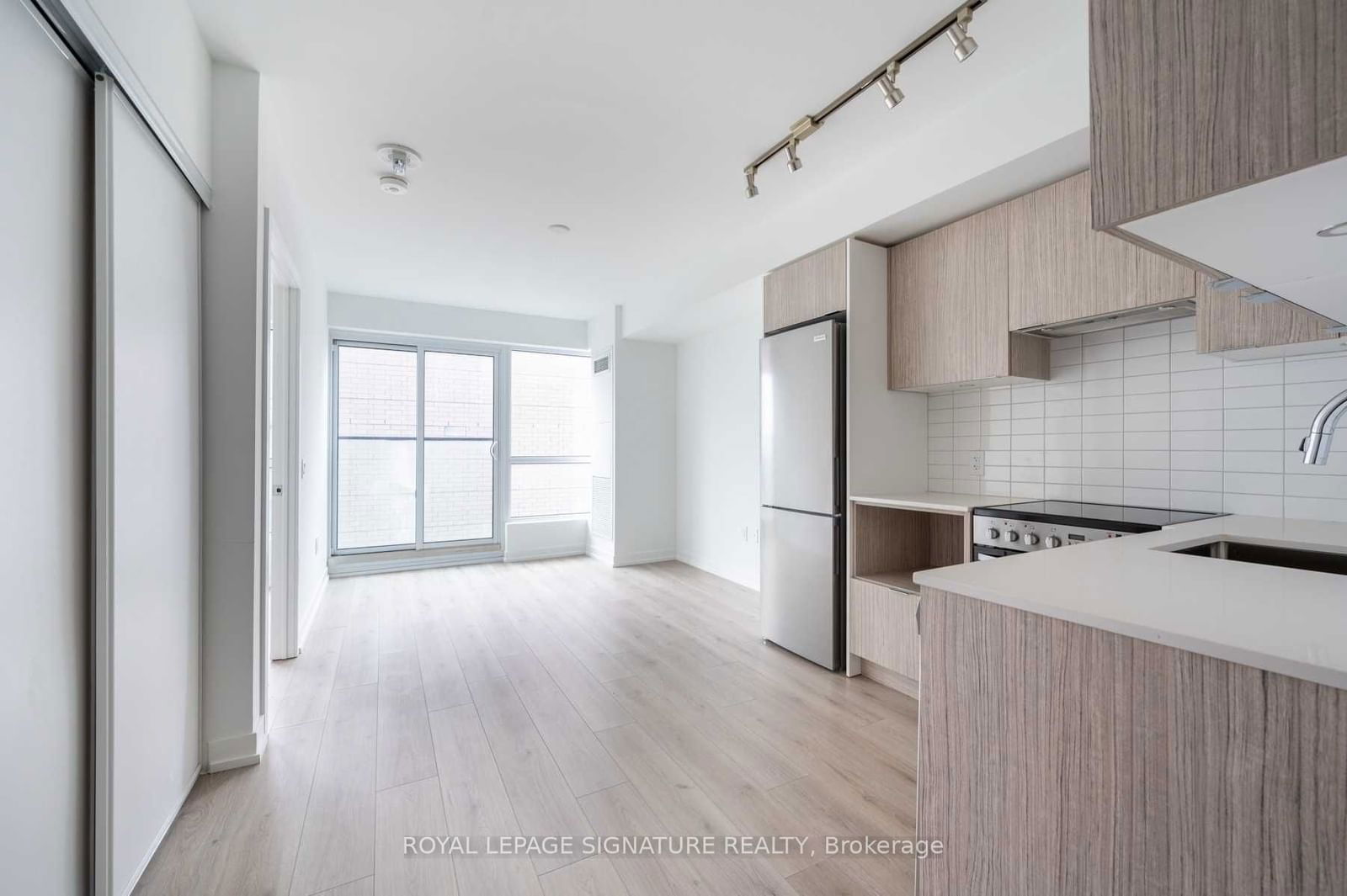 395 Bloor St E, unit 1210 for rent